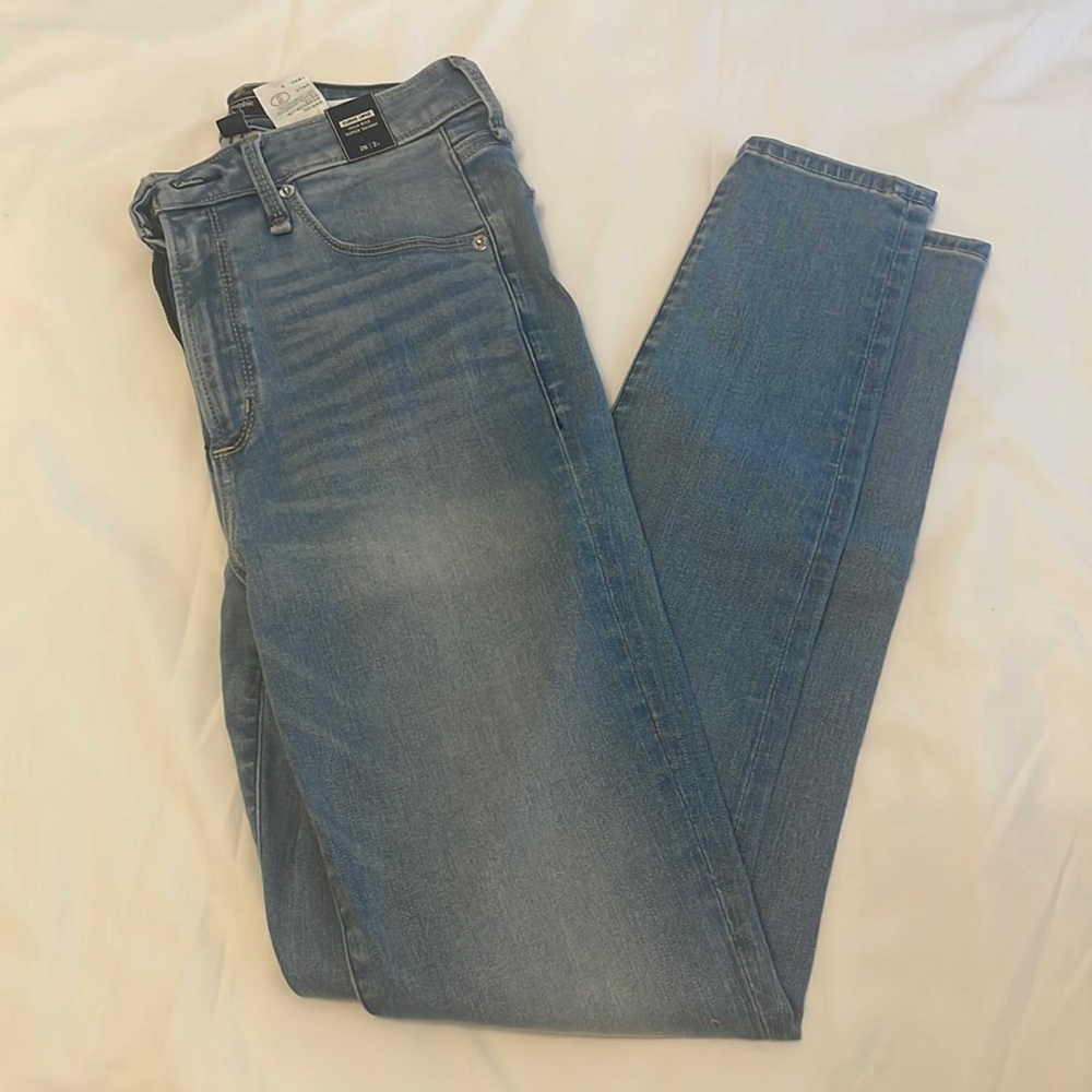Abercrombie & Fitch Super Skinny Jeans
